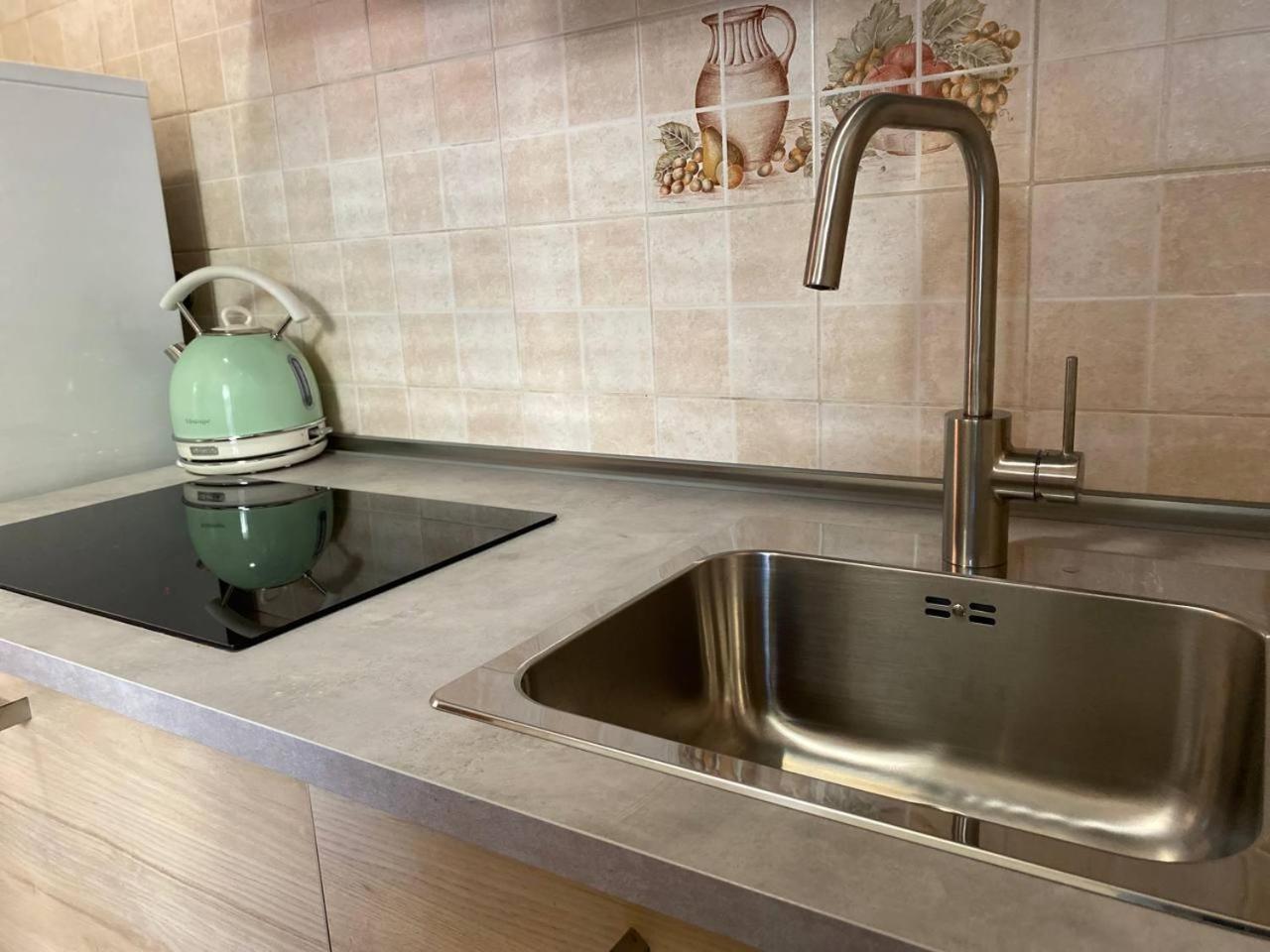 Apartvilla トリエステ エクステリア 写真